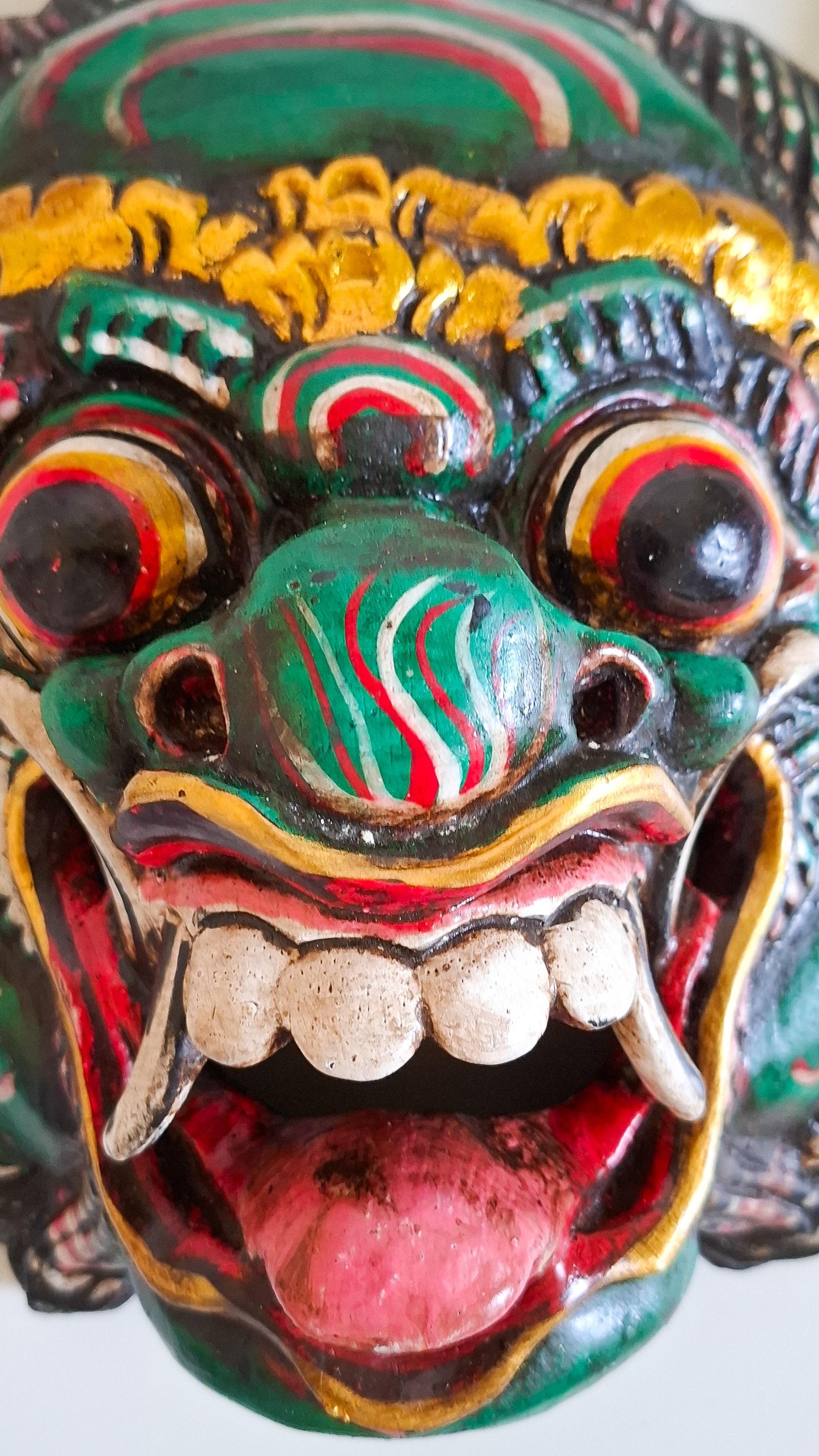 Maschera Barong intagliata a mano