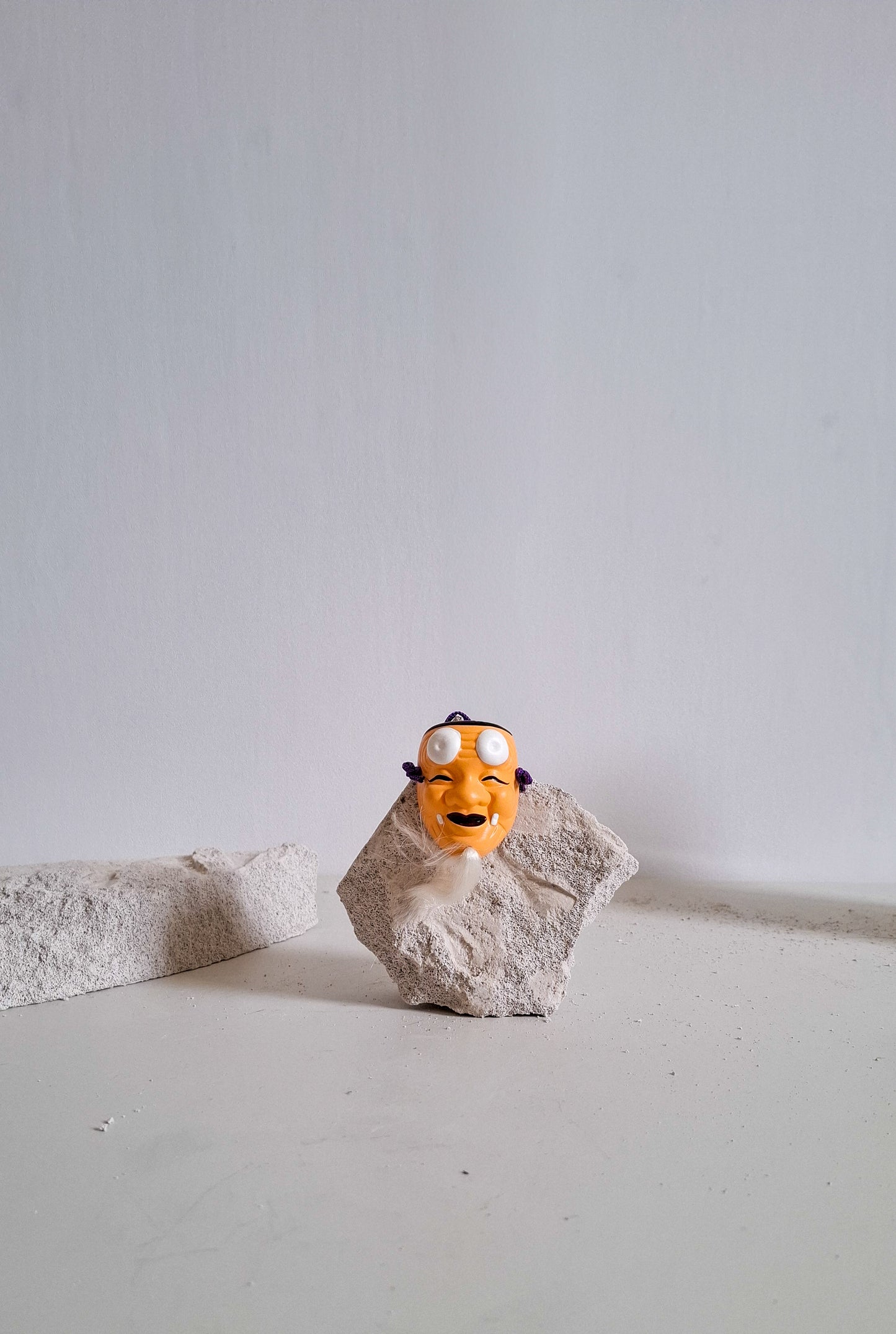 Maschera Nō in ceramica