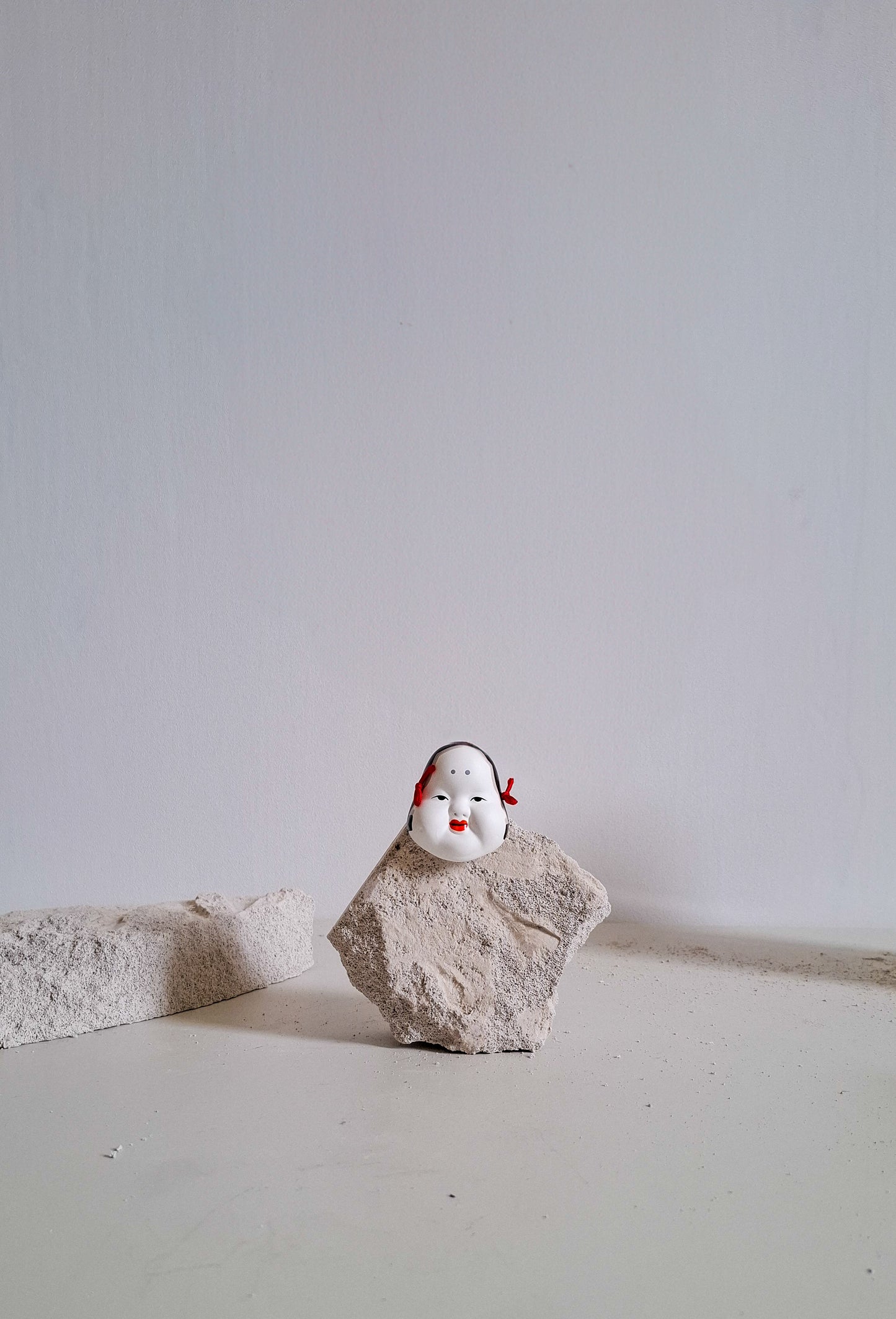 Maschera Nō in ceramica