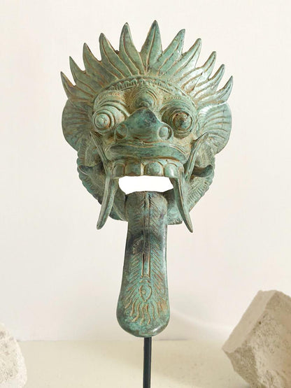 Statua Maschera Barong in bronzo