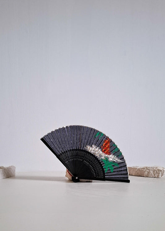 Ventaglio decorato con aironi