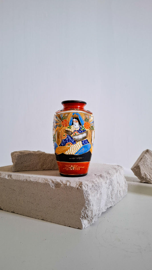 Vaso in porcellana Satsuma