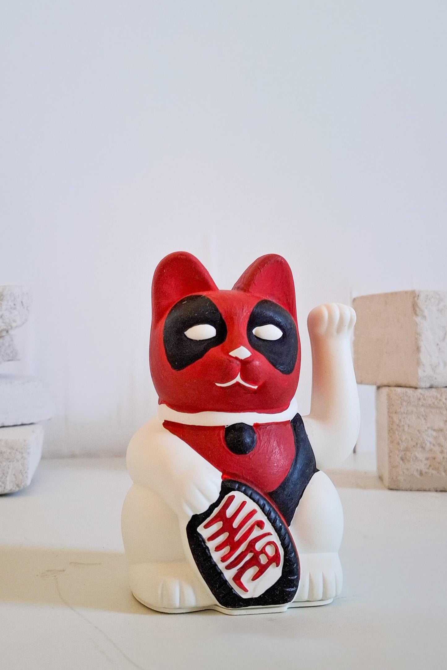 Maneki Neko Deadpool