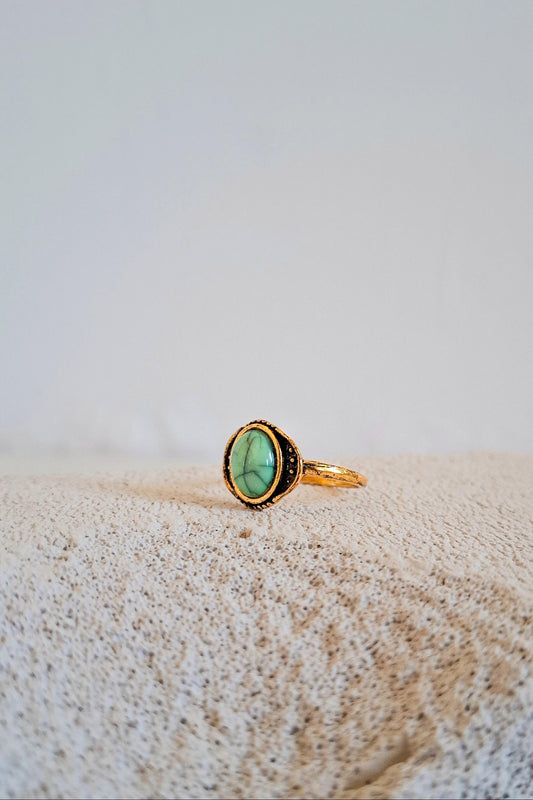 Anello con Turchese placcato in oro