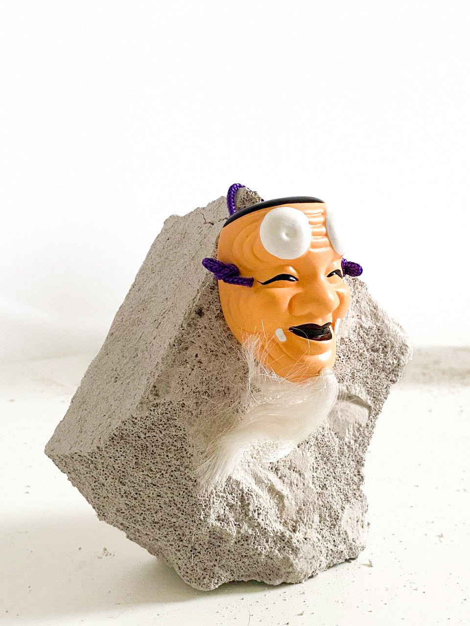 Maschera Nō in ceramica